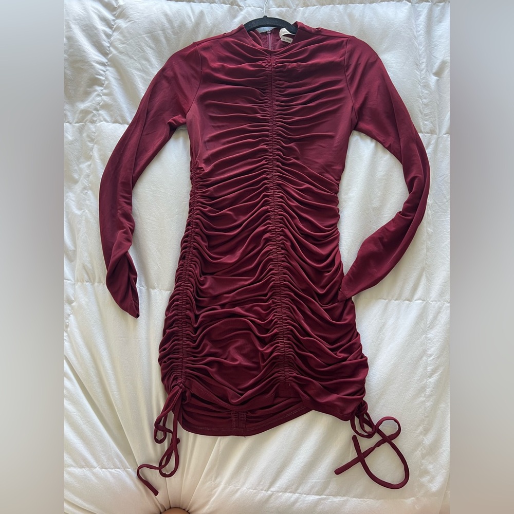 ASTR - Elegant Ruched Burgundy Dress